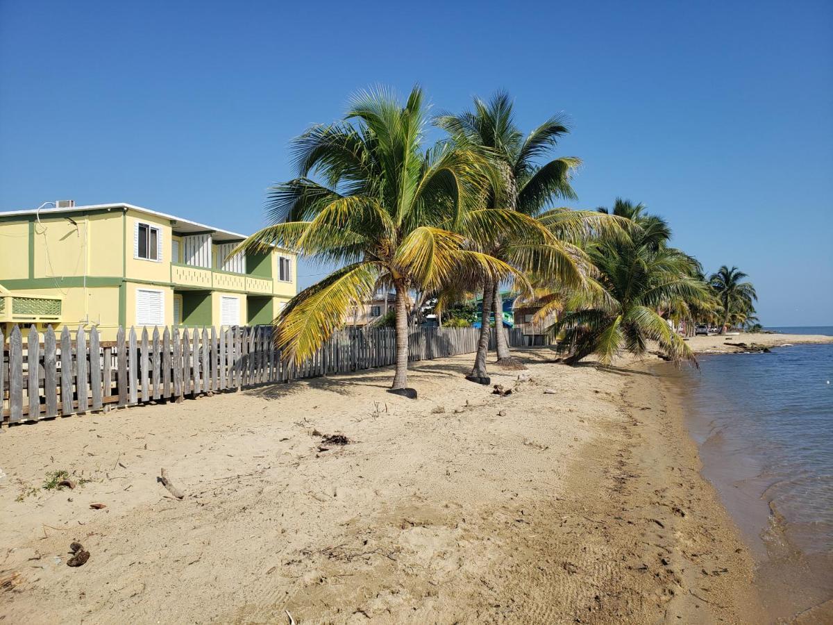 Pal'S On The Beach - Dangriga, Belize Dış mekan fotoğraf